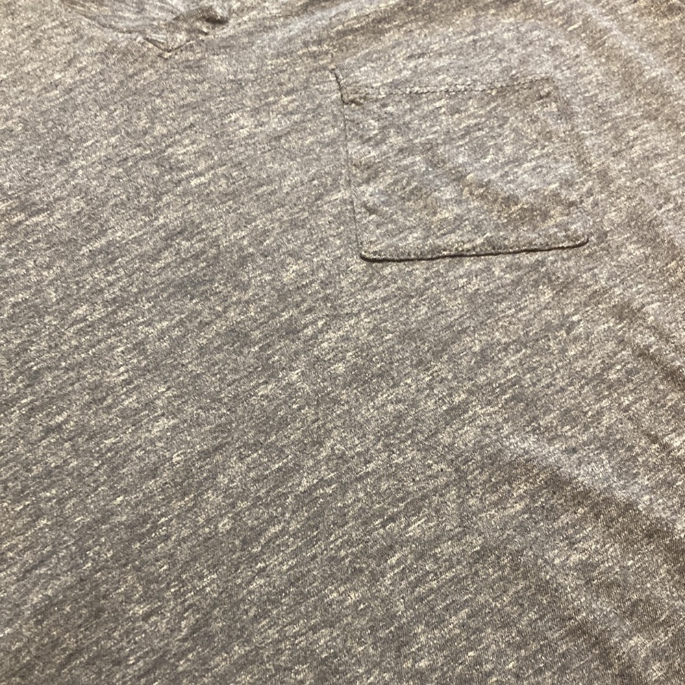 Madewell Whisper Cotton V-Neck T-Shirt - Picture 7 of 8